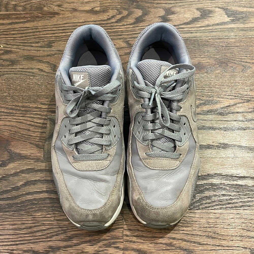 Nike Air Max Grey Size 11.5